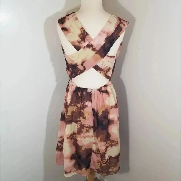 {MM Couture} Criss Cross Open Back Dress - Picture 3 of 10